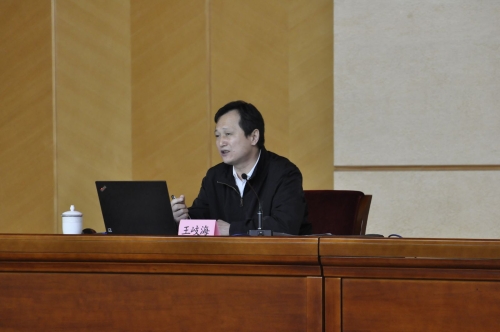 省委编委组织召开《中国共产党机构编制工作条例》专题培训会2.jpg